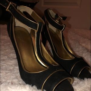 Black heels
